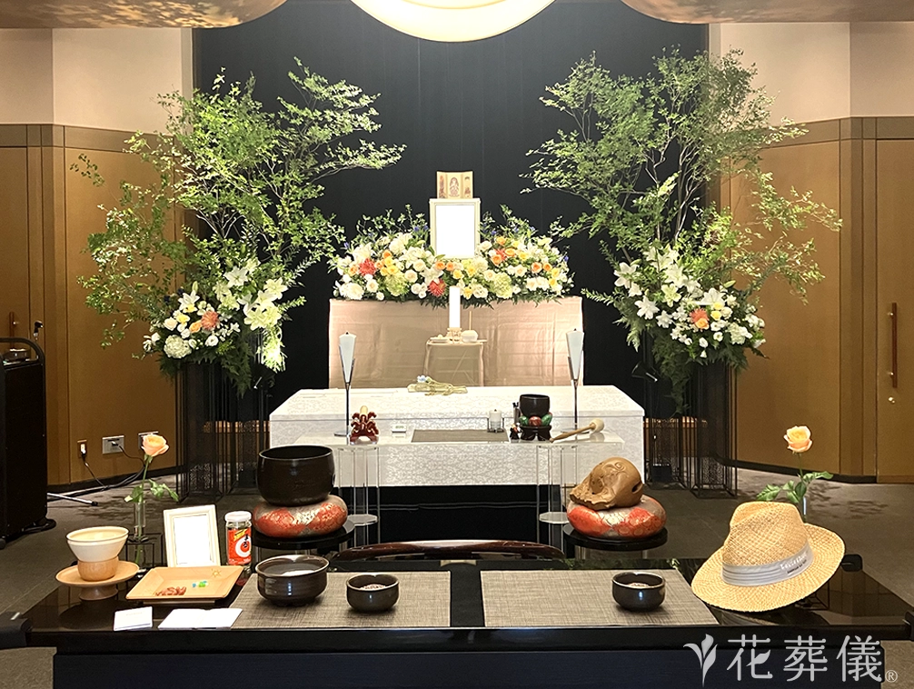 千葉市斎場で葬儀を行ったお客様の祭壇写真01